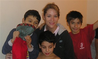 Mandy with boys